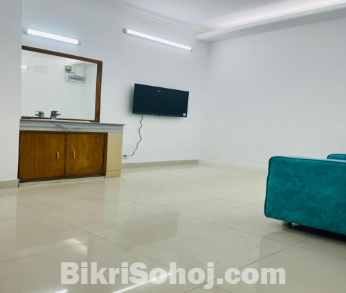 2-Bed Serviced Flat for Rent in Bashundhara R/A